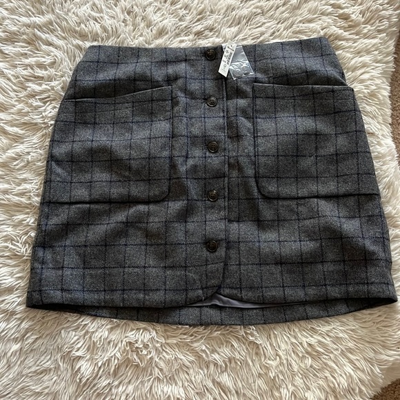 NWT Wool Button-Front Mini Skirt in Windowpane - Picture 5 of 8